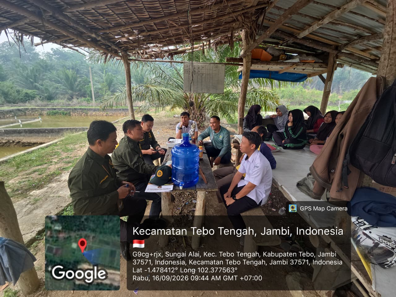 Tim dari bidang Perikanan DISBUNNAKKAN ikut mengawal Kegiatan Pemantauan Daerah Sebar HPIK bersama tim dari Badan Karantina UPT Prov. Jambi